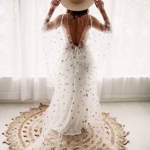 Wedding/maternity dress